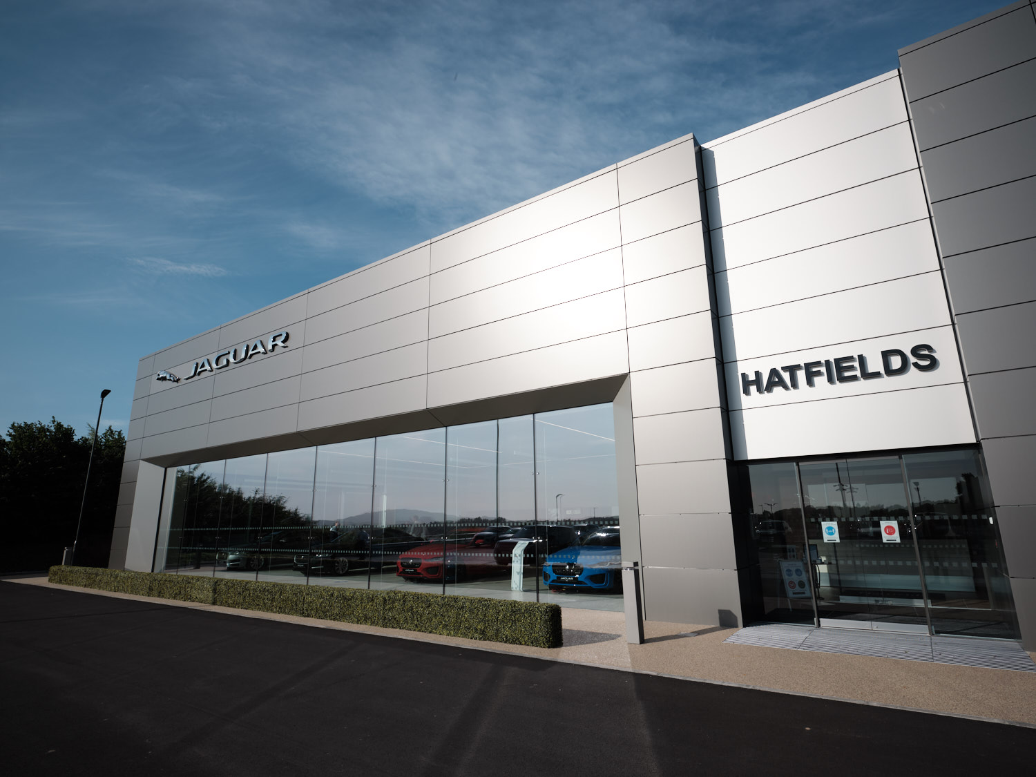 Award-Winning Shrewsbury dealership Hatfields Jaguar Land Rover Supports the Ludlow Food Festival